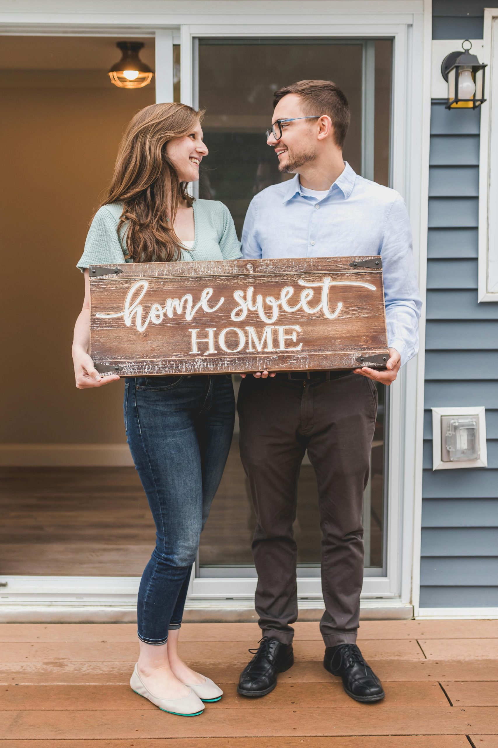 From Renting to Owning: Smart Financial Moves to Make Homeownership a Reality!