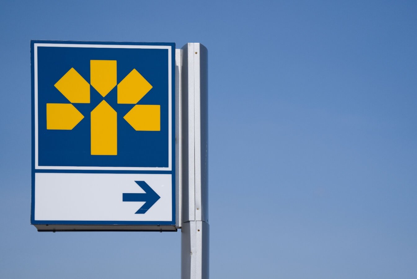 Stock news for investors: Laurentian bank and BRP 